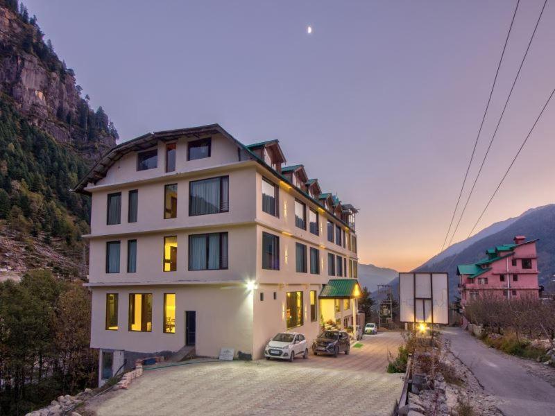 The Katoch Grand Resort 마날리 외부 사진